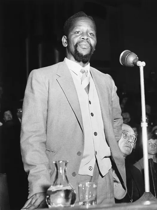 Framed Print : Portrait of Oliver Tambo Speaking, 1960 Framed Print : Portrait of Oliver Tambo Speaking, 1960