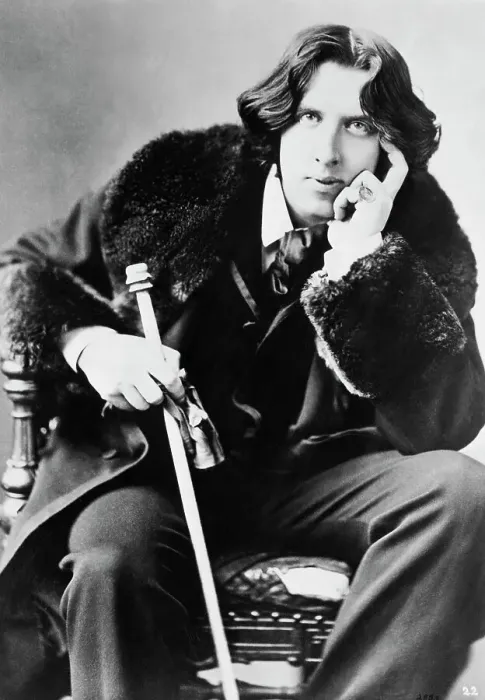 Framed Print : Portrait of Oscar Wilde with Cane Framed Print : Portrait of Oscar Wilde with Cane