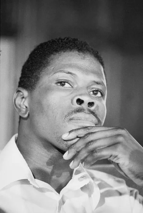Framed Print : Portrait of Patrick Ewing