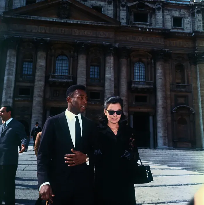 Framed Print : Portrait of Pele and Rosemary Framed Print : Portrait of Pele and Rosemary