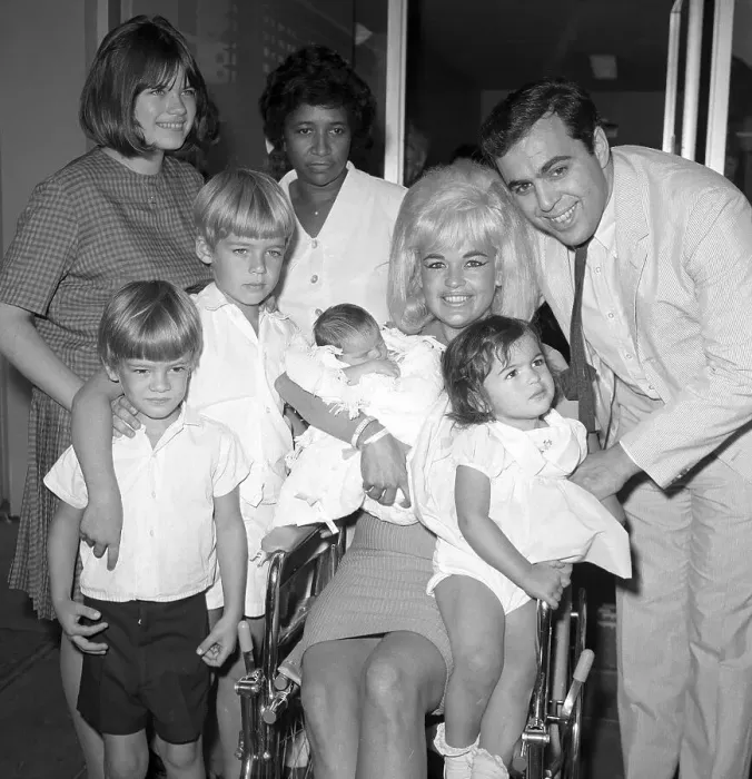 Framed Print : Portrait of Performer Jayne Mansfield With Her Immediate Family Framed Print : Portrait of Performer Jayne Mansfield With Her Immediate Family