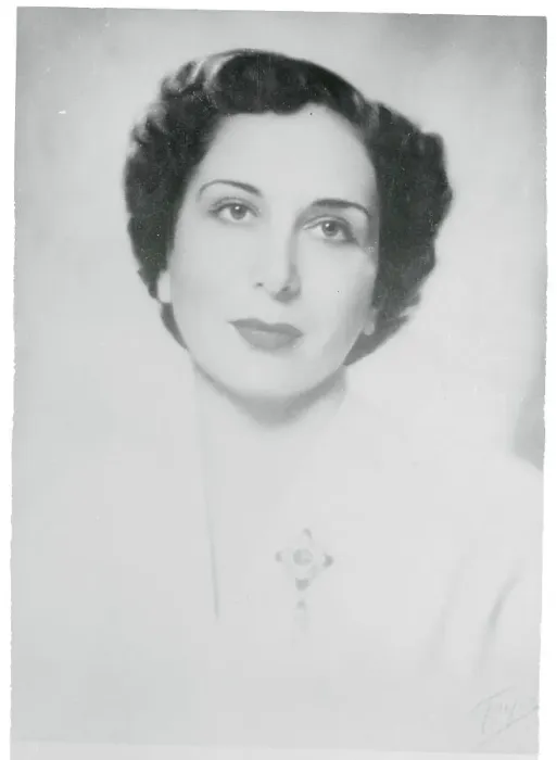 Framed Print : Portrait of Queen Zein Framed Print : Portrait of Queen Zein