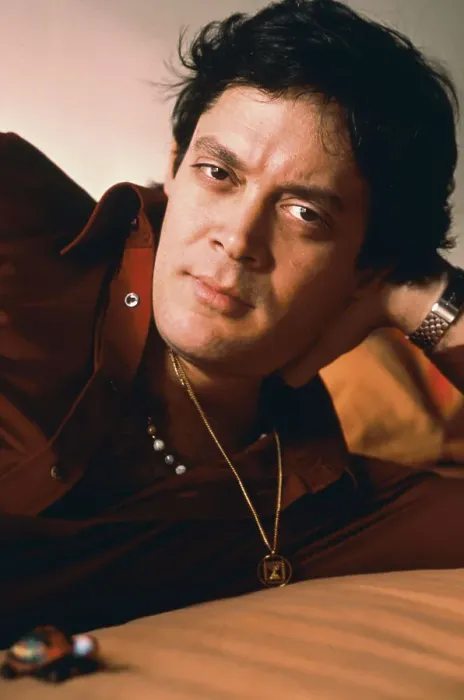 Framed Print : Portrait of Raul Julia Framed Print : Portrait of Raul Julia