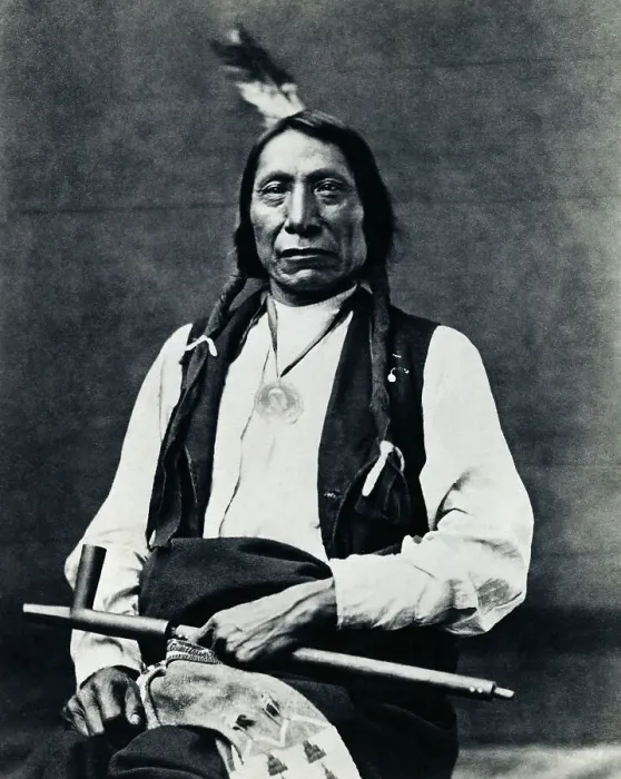 Framed Print : Portrait of Red Cloud, Chief of the Oglala Sioux Tribe Framed Print : Portrait of Red Cloud, Chief of the Oglala Sioux Tribe