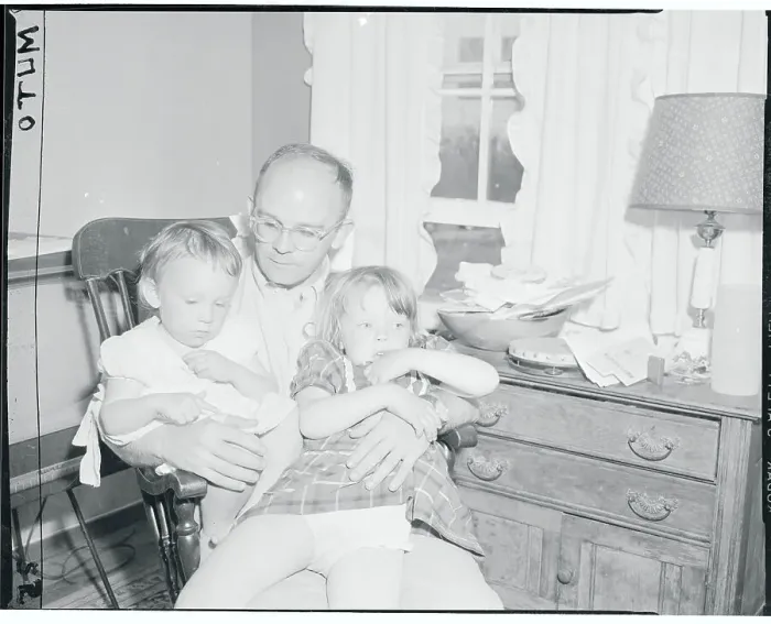 Framed Print : Portrait of Robert Hicks with Daughters Framed Print : Portrait of Robert Hicks with Daughters