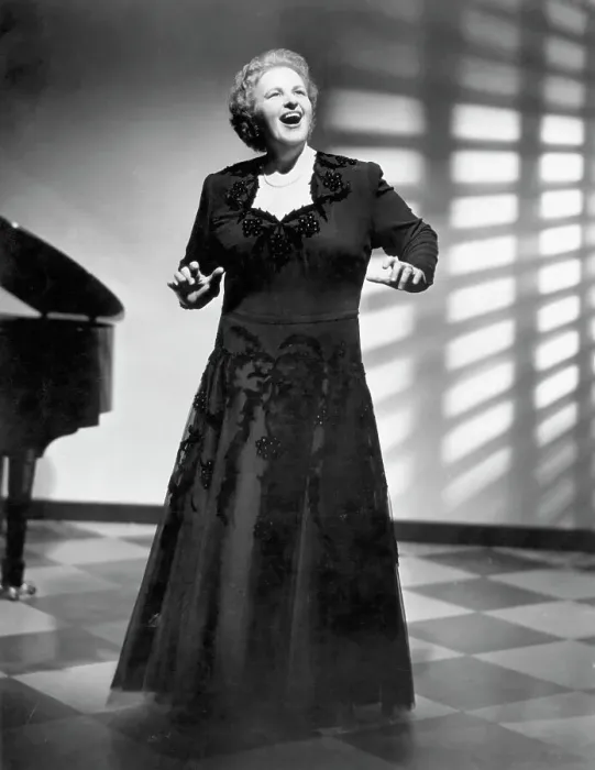 Framed Print : Portrait Of Singer Kate Smith Framed Print : Portrait Of Singer Kate Smith
