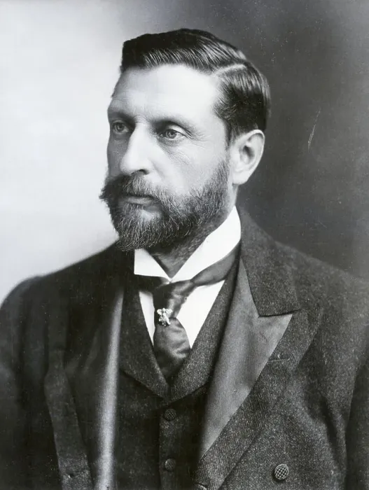 Framed Print : Portrait Of Sir Rider Haggard Authur Framed Print : Portrait Of Sir Rider Haggard Authur
