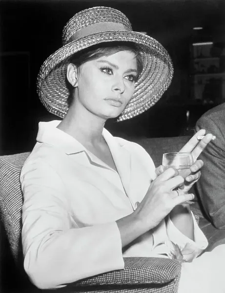 レア‼︎ SOPHIA LOREN ハリウッドスター SPレコード 蓄音機 レア‼︎ SOPHIA LOREN ハリウッドスター SPレコード 蓄音機 - メルカリ