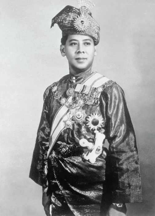 Framed Print : Portrait of Sultan Abdul Halim Mu'Adzam Framed Print : Portrait of Sultan Abdul Halim Mu'Adzam