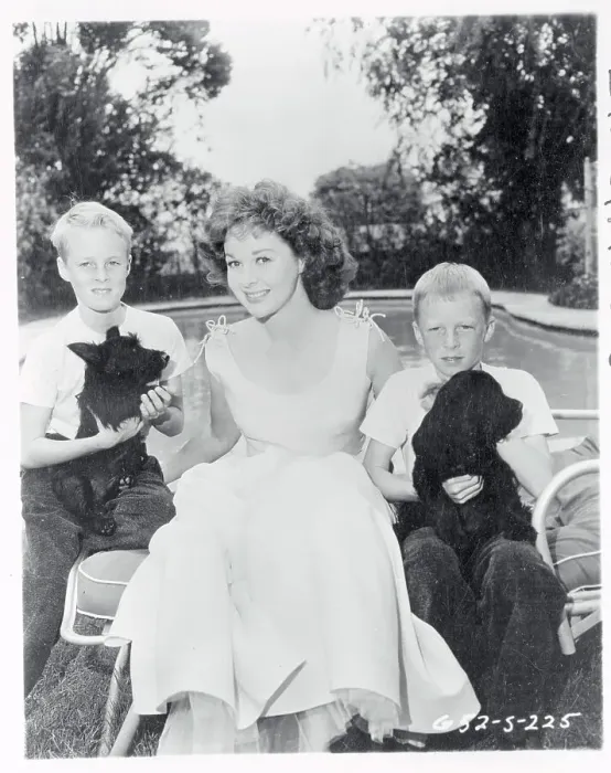 Framed Print : Portrait of Susan Hayward and Her Twin Sons Framed Print : Portrait of Susan Hayward and Her Twin Sons