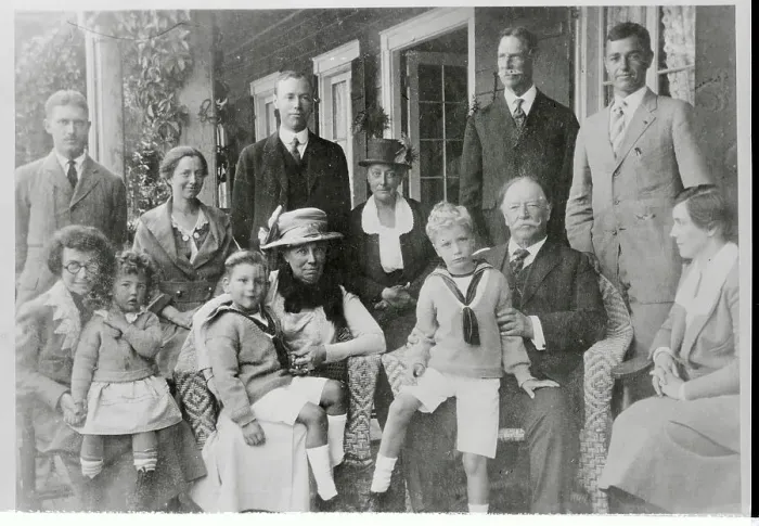 Framed Print : Portrait of Taft Family Framed Print : Portrait of Taft Family