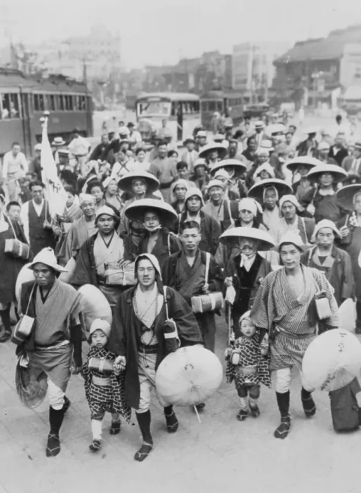 Framed Print : Portrait of Travelling Group in Japan Framed Print : Portrait of Travelling Group in Japan