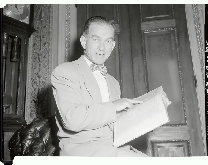 Framed Print : Portrait of William Fulbright Framed Print : Portrait of William Fulbright