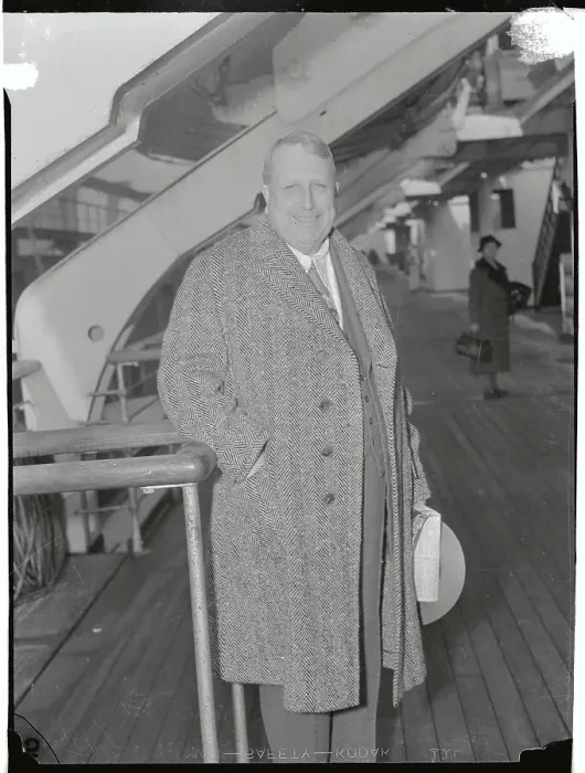 Framed Print : Portrait of William Randolph Hearst Posing in Overcoat and Hand in Hand