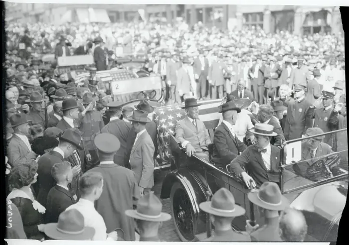 Framed Print : Portrait of Woodrow Wilson in Car Framed Print : Portrait of Woodrow Wilson in Car