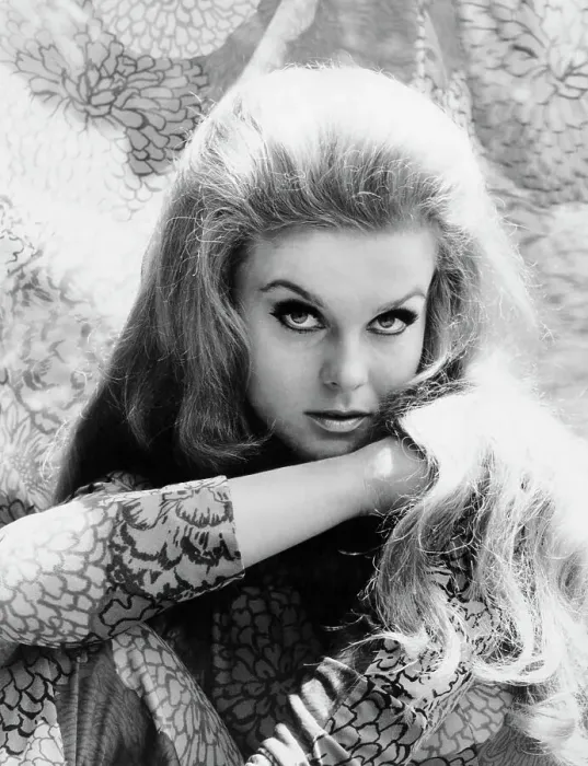 Framed Print : Portrait of a Young Ann-Margret with Long Hair Framed Print : Portrait of a Young Ann-Margret with Long Hair