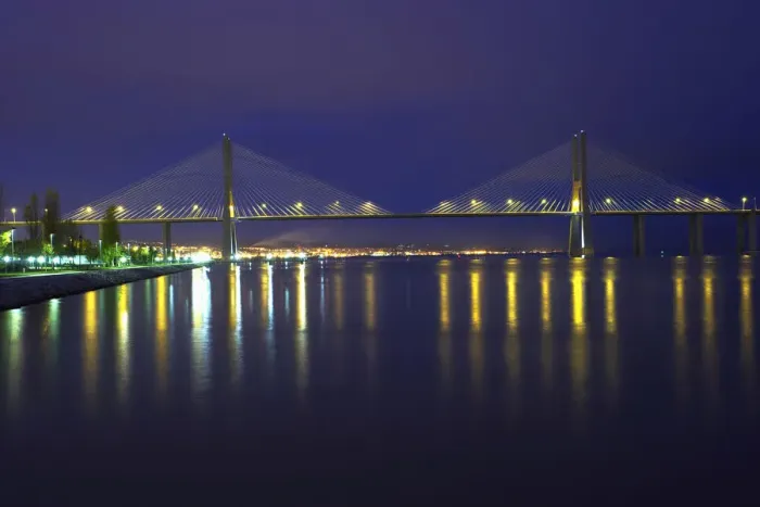 Framed Print : Portugal, Lisbon, Vasco da Gama Bridge, night Framed Print : Portugal, Lisbon, Vasco da Gama Bridge, night