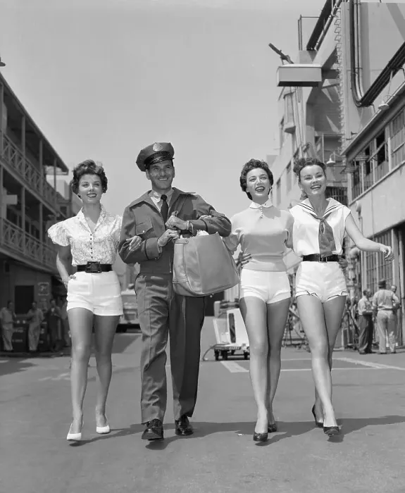 Framed Print : Postman Walking with Hollywood Actresses Framed Print : Postman Walking with Hollywood Actresses