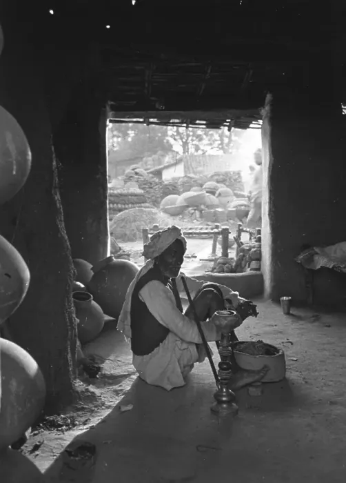 Framed Print : Potter In India