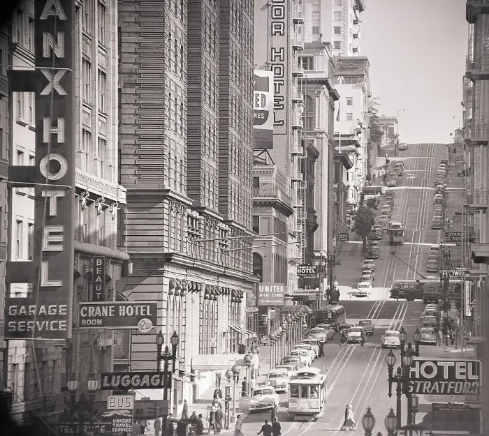 Framed Print : Powell Street in San Francisco Framed Print : Powell Street in San Francisco