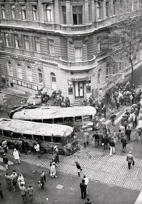 Framed Print : Prague Citizens Behind Bus / Tank On Corne Framed Print : Prague Citizens Behind Bus / Tank On Corne