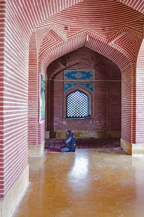 Framed Print : A prayer. Shah Jahan Mosque is located in Thatta, Sindh province, Pakistan Framed Print : A prayer. Shah Jahan Mosque is located in Thatta, Sindh province, Pakistan