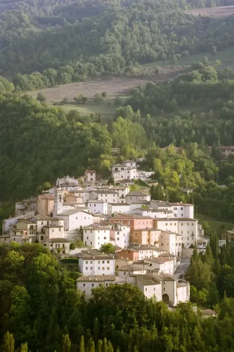 Framed Print : Preci in the evening sun, the Apennines Mountains, Umbria, Italy, Europe Framed Print : Preci in the evening sun, the Apennines Mountains, Umbria, Italy, Europe
