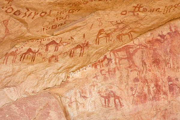 Prehistoric rock drawings in the Tadrart Valley, Akakus Mountains, Libyan Desert, Libya, Sahara, North Africa, Africa