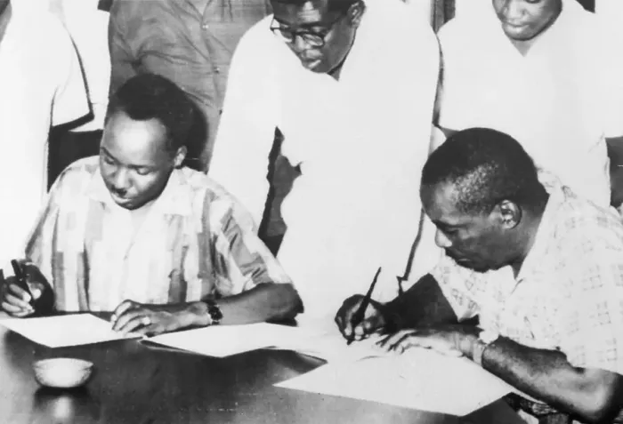 Framed Print : Pres Nyerere and Karume Sign Union Articles Framed Print : Pres Nyerere and Karume Sign Union Articles