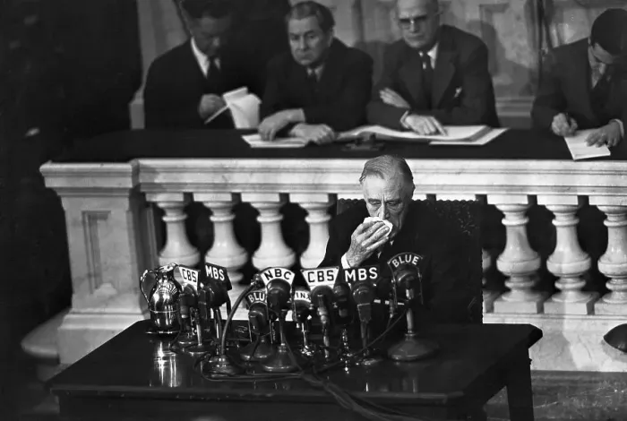 Framed Print : Pres Roosevelt Wipes Mouth / House Of Reps Framed Print : Pres Roosevelt Wipes Mouth / House Of Reps