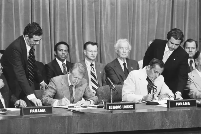 Framed Print : President Carter and General Torrijos Sign Treaty Framed Print : President Carter and General Torrijos Sign Treaty