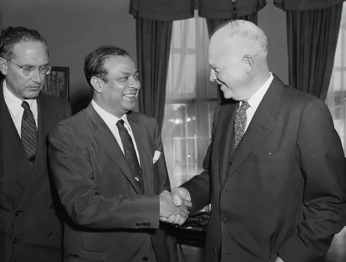Framed Print : President Eisenhower Shaking Hands With Mohammed Ali Framed Print : President Eisenhower Shaking Hands With Mohammed Ali