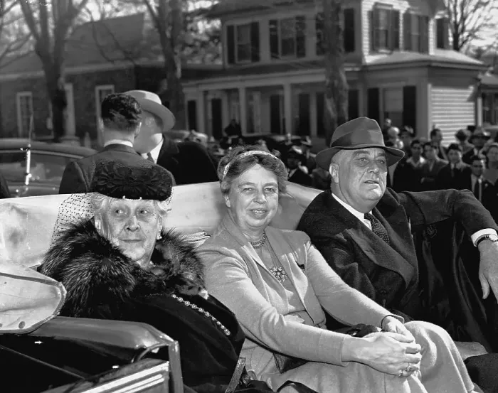 Framed Print : President Franklin D. Roosevelt, his wife and mother In Hyde Park, NY Framed Print : President Franklin D. Roosevelt, his wife and mother In Hyde Park, NY