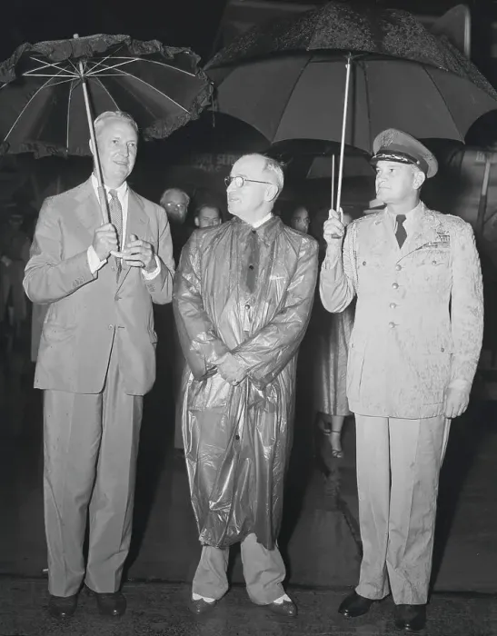 Framed Print : President Harry S. Truman Sharing Umbrellas with Undersecretary and General Framed Print : President Harry S. Truman Sharing Umbrellas with Undersecretary and General