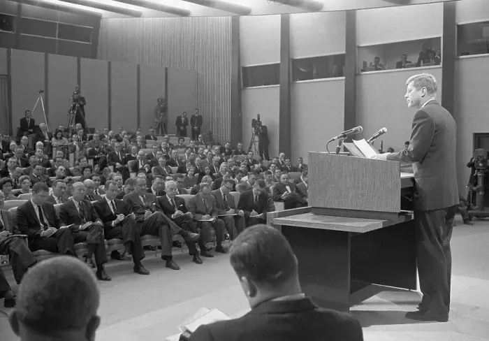 Framed Print : President John F. Kennedy Discussing Steel Strike Framed Print : President John F. Kennedy Discussing Steel Strike