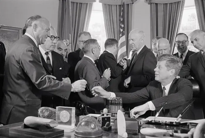 Framed Print : President John F. Kennedy Handing out Pens Framed Print : President John F. Kennedy Handing out Pens