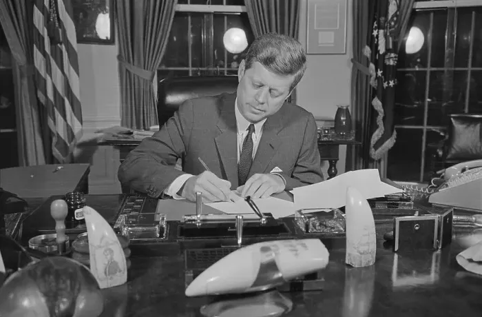 Framed Print : President John F. Kennedy Signing Blockade Order Framed Print : President John F. Kennedy Signing Blockade Order