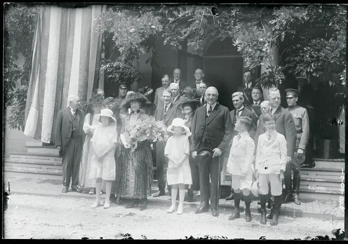 Framed Print : President and Mrs. Harding Posing with Affiliates
