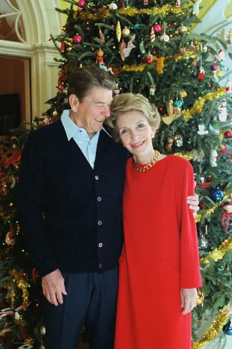 Framed Print : President and Mrs. Reagan Embracing