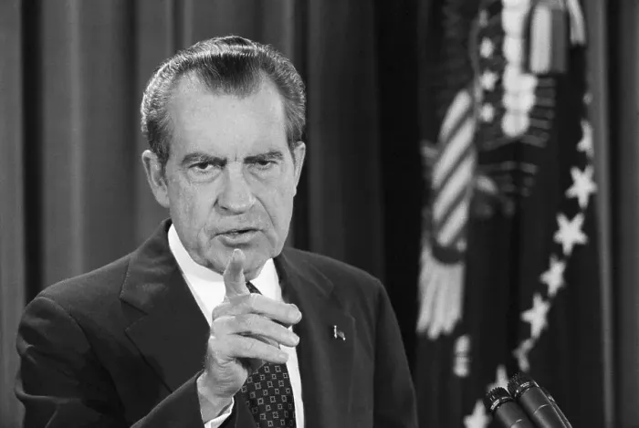 Framed Print : President Nixon Points to a Reporter Framed Print : President Nixon Points to a Reporter