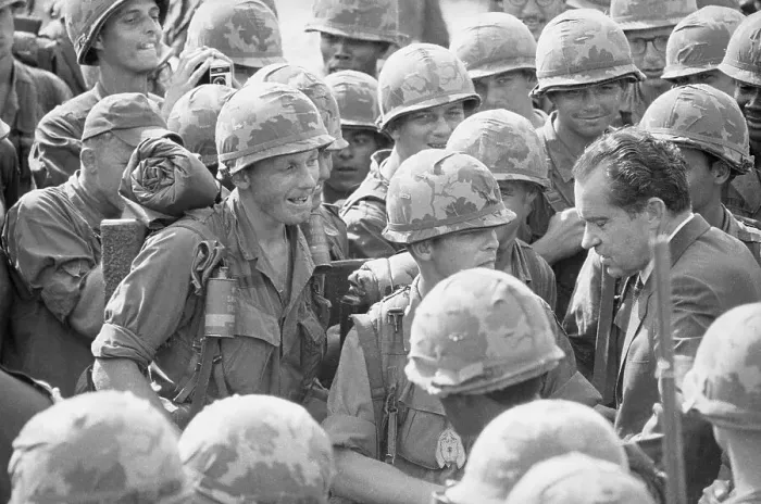 Framed Print : President Nixon Visiting Troops in Vietnam Framed Print : President Nixon Visiting Troops in Vietnam
