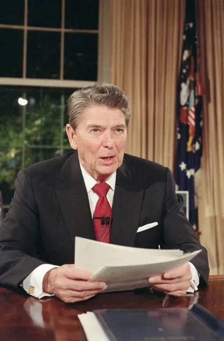 Framed Print : President Reagan Addressing the Nation Framed Print : President Reagan Addressing the Nation