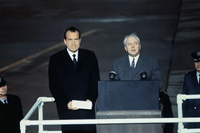 Framed Print : President Richard Nixon with Prime Minister Harold Wilson Framed Print : President Richard Nixon with Prime Minister Harold Wilson