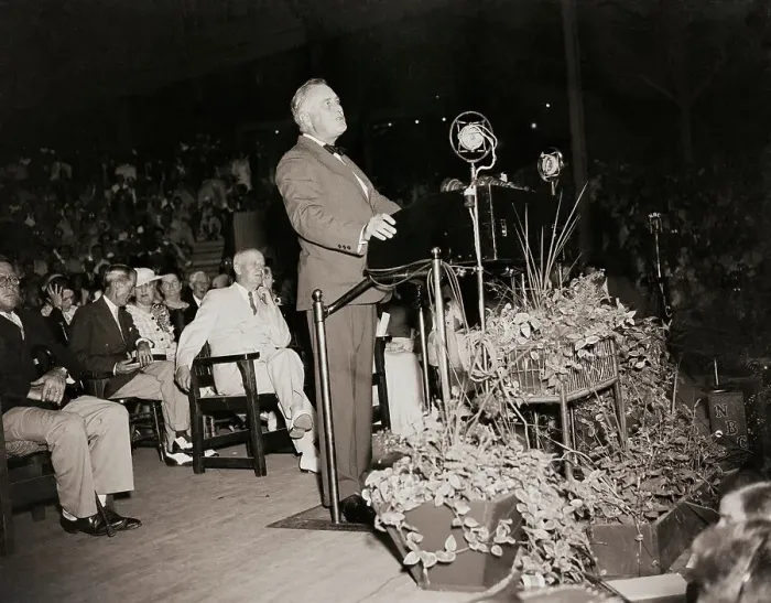 Framed Print : President Roosevelt Addresses Chautauqua Crowd Framed Print : President Roosevelt Addresses Chautauqua Crowd