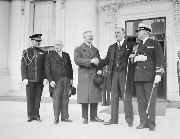 Framed Print : President Roosevelt Meeting Envoy Framed Print : President Roosevelt Meeting Envoy