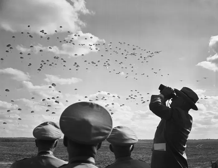 Framed Print : President Truman Watches Paratroopers Framed Print : President Truman Watches Paratroopers