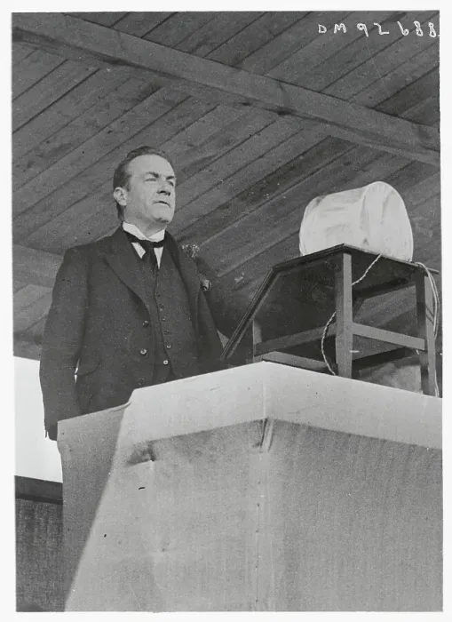 Framed Print : Prime Minister Stanley Baldwin Standing at Podium Framed Print : Prime Minister Stanley Baldwin Standing at Podium