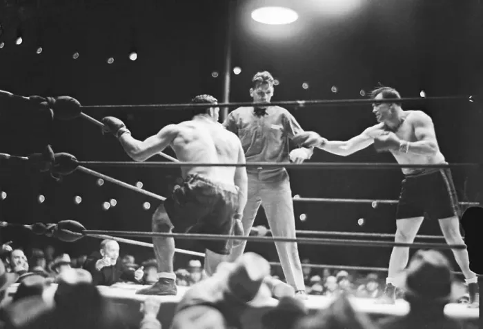 Framed Print : Primo Carnera and Jack Sharkey Boxing Framed Print : Primo Carnera and Jack Sharkey Boxing