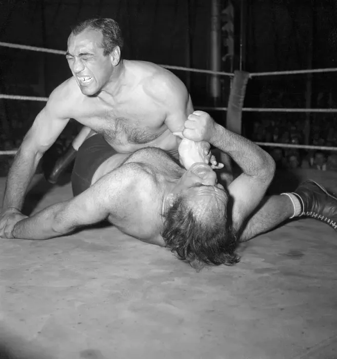 Framed Print : Primo Carnera Wrestling with Kurt Zehe Framed Print : Primo Carnera Wrestling with Kurt Zehe
