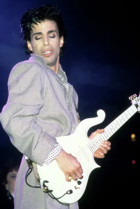 Framed Print : Prince. DETROIT, MI - JUNE 7: American singer Prince Framed Print : Prince. DETROIT, MI - JUNE 7: American singer Prince
